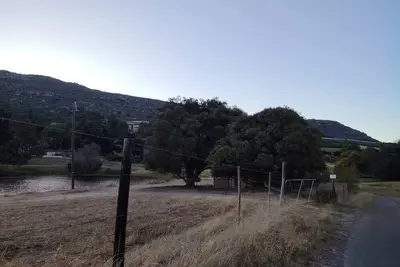Image de Cottage hors réseau avec vue sur la montagne, chevaux et coucher de soleil