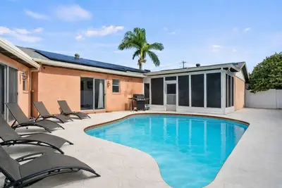 Image de Spacious Pool Home with Fenced Yard