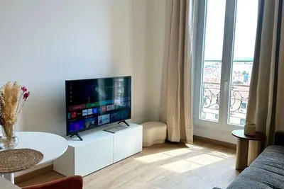 Image de Maison Mon Idée | Dernier étage, Lumineux, vue mer et Palais des Festivals