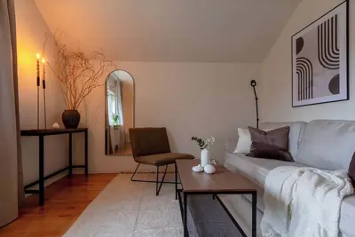 Image de Bright 1br Apartment with Kitchen, 20min to City