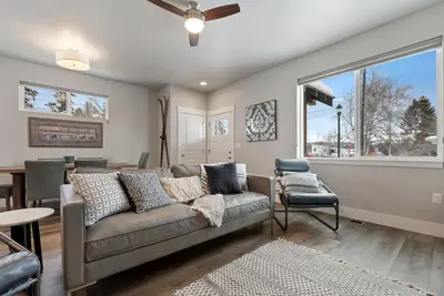 Image de Newly Listed Dog Friendly Townhouse Near Downtown Whitefish