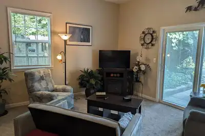 Image de Quiet Home Away From Home!