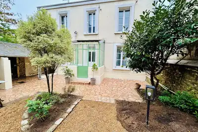 Image de Maison cosy à Tours Centre – 1h de Paris en Tgv Au cœur des châteaux de la Loire
