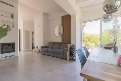 Image de The Baby Suite, modern and refined