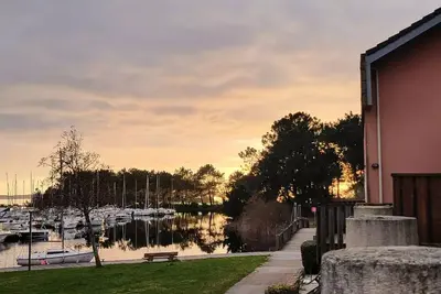 Image de 247 - Votre séjour face au port d’Hourtin – Vue superbe et cadre paisible