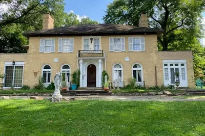 Image de Spacious 6-bdrm villa in fabulous Youngstown Mill Creek Park Area with Ac & Gym