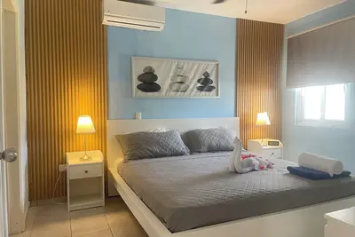 Image de Pleasant 1-bedroom apartment Beach and Pool view