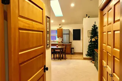 Image de ElkLandia Suite- Rented separately, but in conjunction with Main Home rental.
