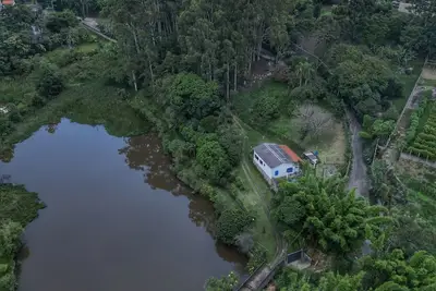 Image de Cozy country house with excellent infrastructure and lush nature.