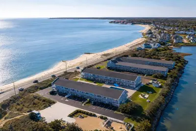 Image de Cape Cod Beachfront, One Bedroom Condo, Falmouth, Ma Available July 10, - 17, 2026