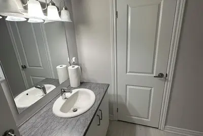 Image de Cozy Private Studio Near Kanata-Quiet & Affordable stay (Up to 4)
