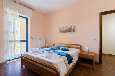 Image de Maison de vacances 'Casa Elena à Otranto' avec balcon, Wi-Fi et climatisation