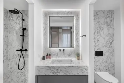 Image de Brand New Modern Apartment- Spacious Living & 2 Bathrooms