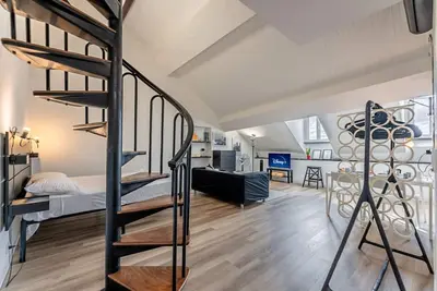 Image de [Palais Historique Duplex] Croisières 2min • A/C