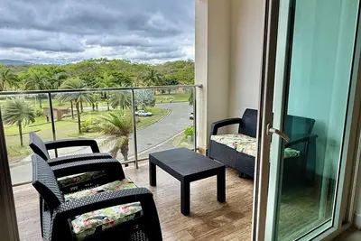 Image de Dream Getaway | Pool View + Resort Beach Access