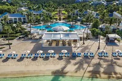 Image de Oceanfront 1-bedroom townhome at resort in Cruz Bay