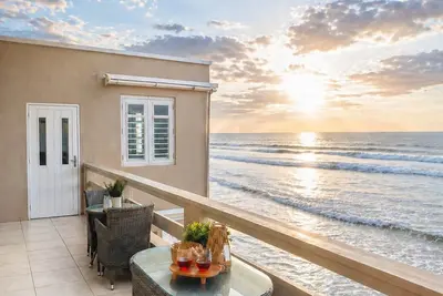 Image de CasaMar Oceanfront House w/ Pool • Rincón