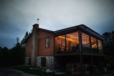 Image de Georgian Bluffs Waterfront Retreat Sleeps Up To 24