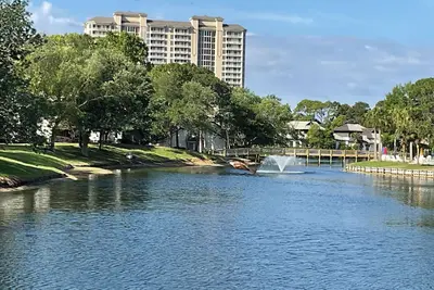 Image de Lake front with stunning view: Walk to the beach - in Miramar Beach