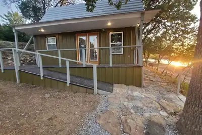 Image de Charming Lakefront Cabin with Sandy Beach Access & Fire Pit Near Lake Cisco, Tx