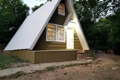 Image de Cozy Lakeside Cabin with Private Dock & Resort Access Near Lake Cisco, Cisco, Tx