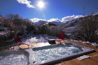 Image de Grand chalet prestige 24 pers avec spa, piscine, sauna, et vue pistes Vars