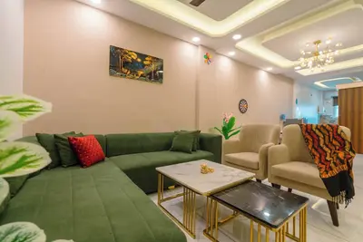 Image de Tucson 2bhk Forest view by Homeyhuts