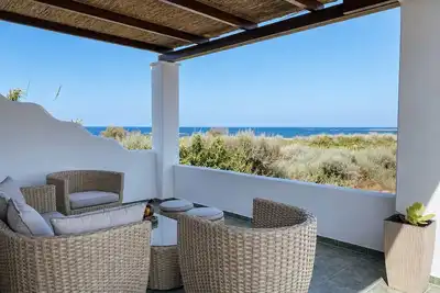 Image de Sunrise Villa in Skyros - Coastal Sea View Haven