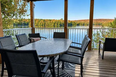 Image de La Baie la Vida, Bord de L`eau, Spa et foyer