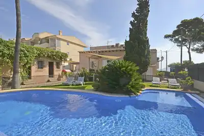 Image de Llenaire - Xata by Interhome