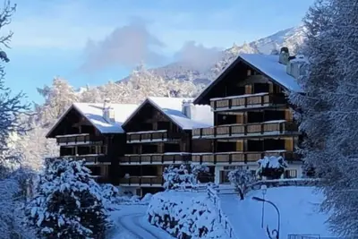 Les Mayens de l'Ours - 4 Vallées by Interhome