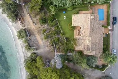 Image de Villa Es Pinaro - Beach Front by Interhome