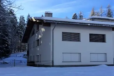 Image de Mirasol, (Flims Waldhaus). 4. 5 Zimmerwohnung by Interhome