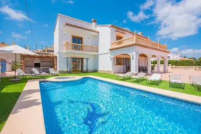 Image de Villa Fuster - PlusHolidays by Interhome