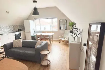 Image de Four Bedroom Apartment in Fantastic Location