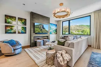 Image de Luxe Avon Retreat | Mtn Views & Resort Amenities