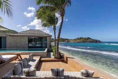 Villa Maverick