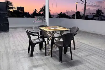 Image de Private Rooftop 2br Escape with Ocean Views & Bbq
