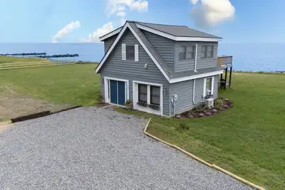 Image de Potomac River Cottage - Waterfront cottage with endless views!