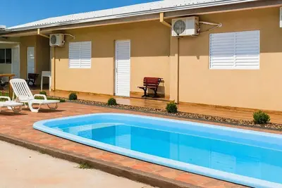 Image de Rancho com Piscina, Churrasqueira e Acesso ao Rio