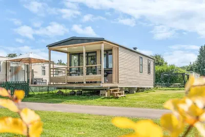 Image de Camping Papillon Bouillon - Premium Rustig by Interhome