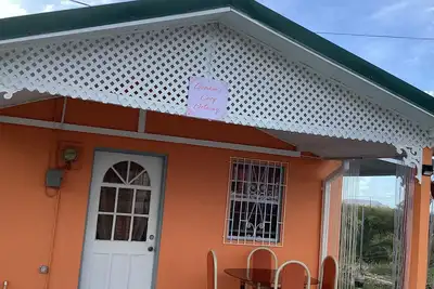 Image de Lovely 2-bedroom house  and gazeboin charming Black Bay Vieux Fort awaits you