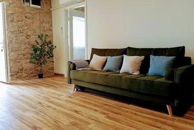 Image de Appartement de deux chambres avec la terrasse et la vue sur le mer Kostrena, Rijeka (A-24750-a)