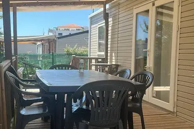 Image de Mobilhome climatisé de 40m2 à Valras Plage