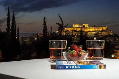 Image de Amazing Acropolis View From A Sunny Renovated Apt in Athens!