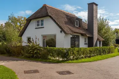 Image de Vakantiepark Wiedense meren - Weerribben by Interhome