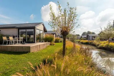 Image de Vakantiepark Aan de Maas - Maaslande 4 personen by Interhome