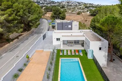 Image de Villa Aiko - Plusholidays by Interhome