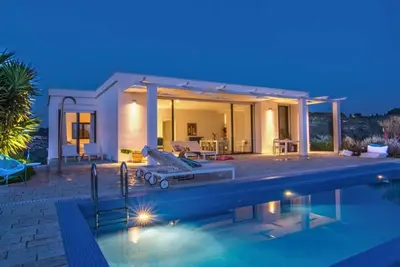 Image de Seafront Villa with Infinity Pool – Vasilikos, Zakynthos
