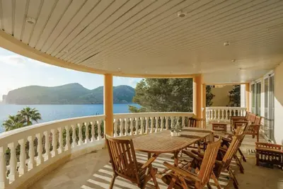 Image de Villa Camp De Mar Sea View by Interhome